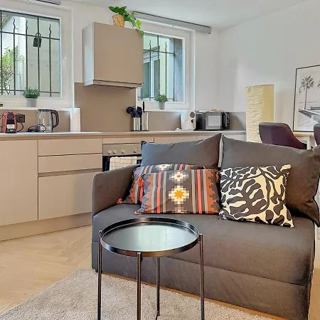 Stuttgarter Mit Terrasse Für 4 Pers * Stuttgart