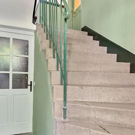 Stuttgarter Mit Terrasse Für 4 Pers *