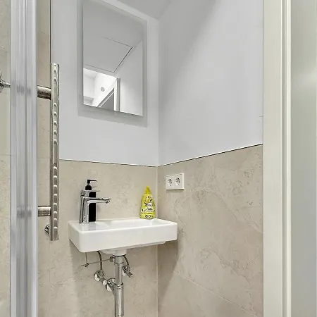 Apartament Flat W Patio 4 Ppl *